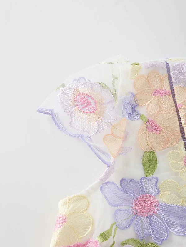 Amara embroidered dress - Image 4